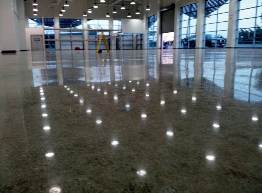 Tam parlak beton kaplama uygulaması